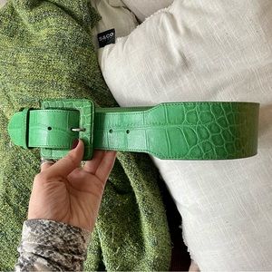 CHUNKY LEATHER CROCODILE WAIST BELT